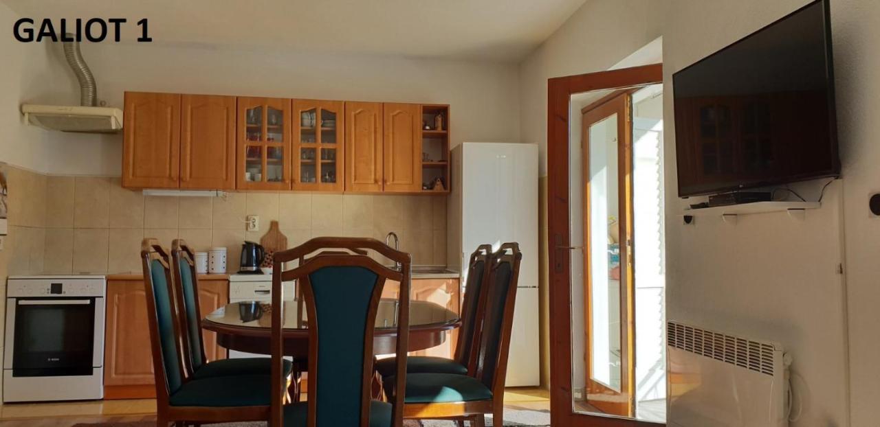Apartmani Galiot Igalo Kültér fotó