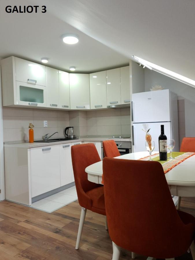 Apartmani Galiot Igalo Kültér fotó